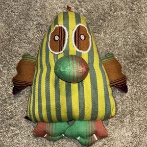 Y’Abal Resilient Thread plush bird